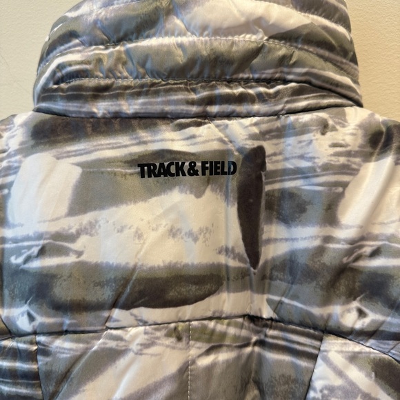 Track & Field Printed Puffer Vest size medium - Picture 8 of 9